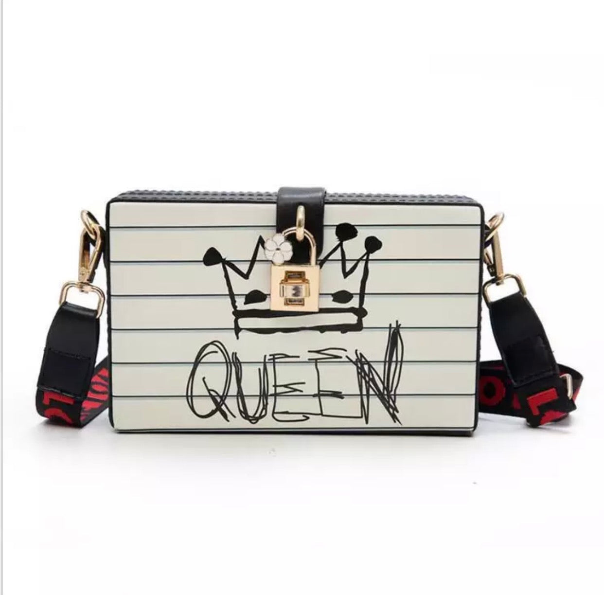 white and black everyday trendy fashion bag with strap